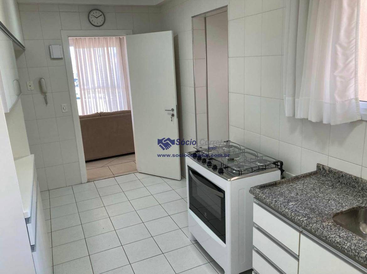 Apartamento à venda com 3 quartos, 95m² - Foto 15