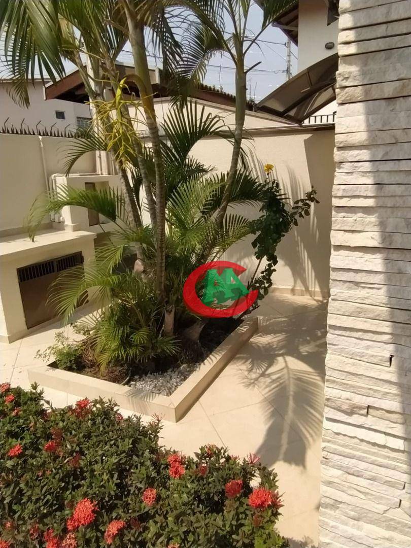 Casa, 3 quartos, 208 m² - Foto 4