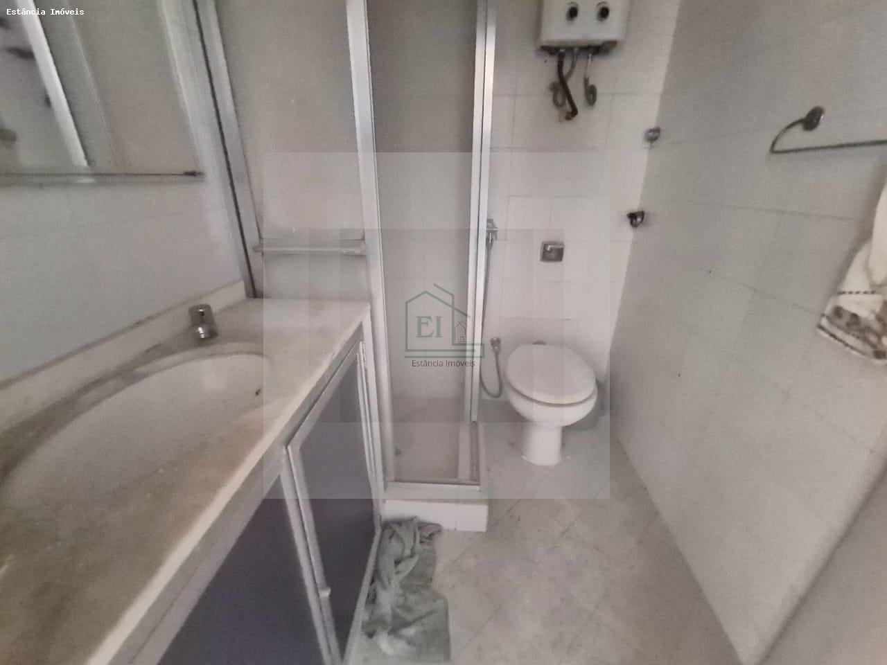 Apartamento à venda com 2 quartos, 70m² - Foto 6