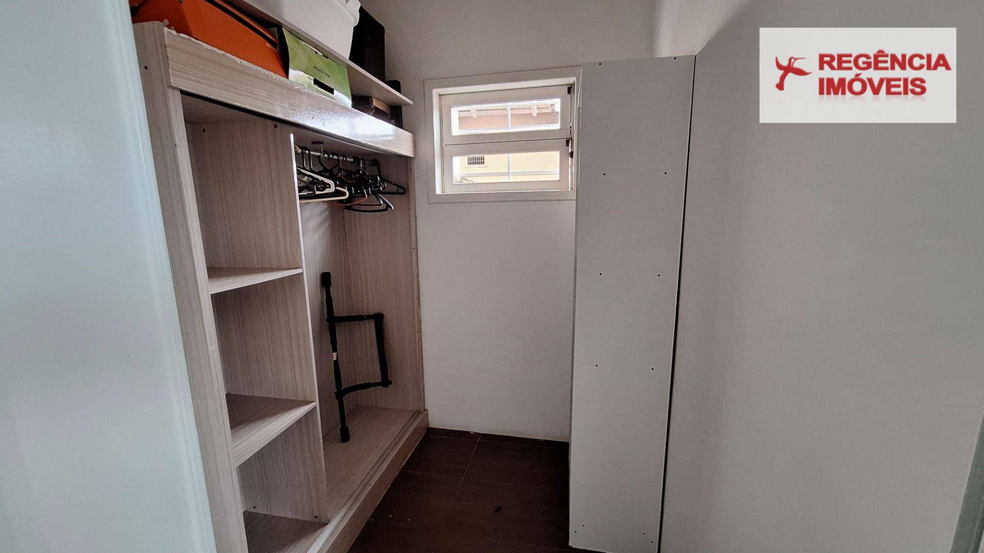 Casa à venda com 3 quartos, 200m² - Foto 18