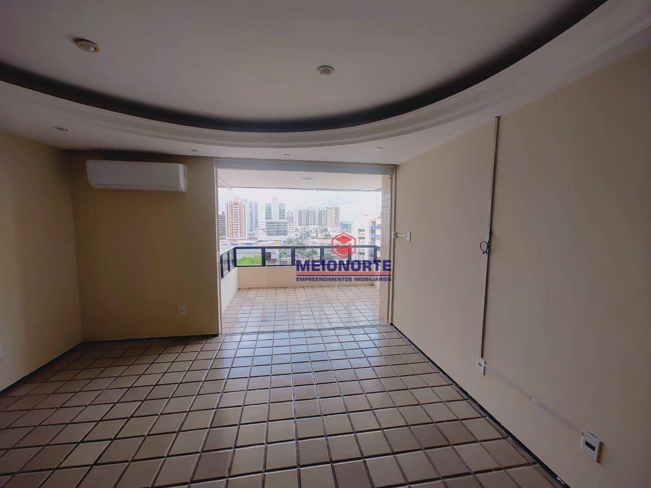 Apartamento à venda com 3 quartos, 140m² - Foto 4