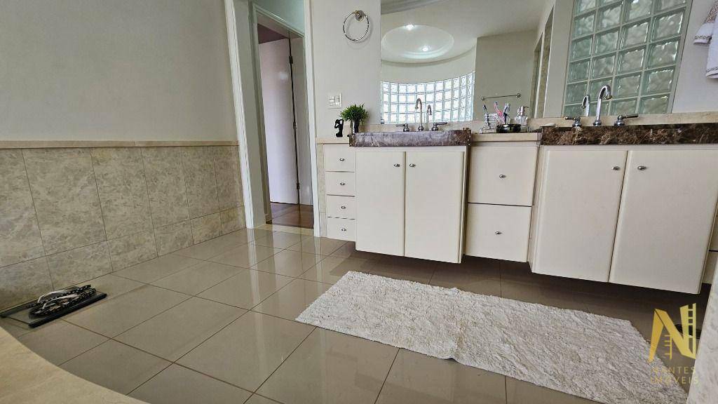 Casa de Condomínio à venda com 4 quartos, 514m² - Foto 37