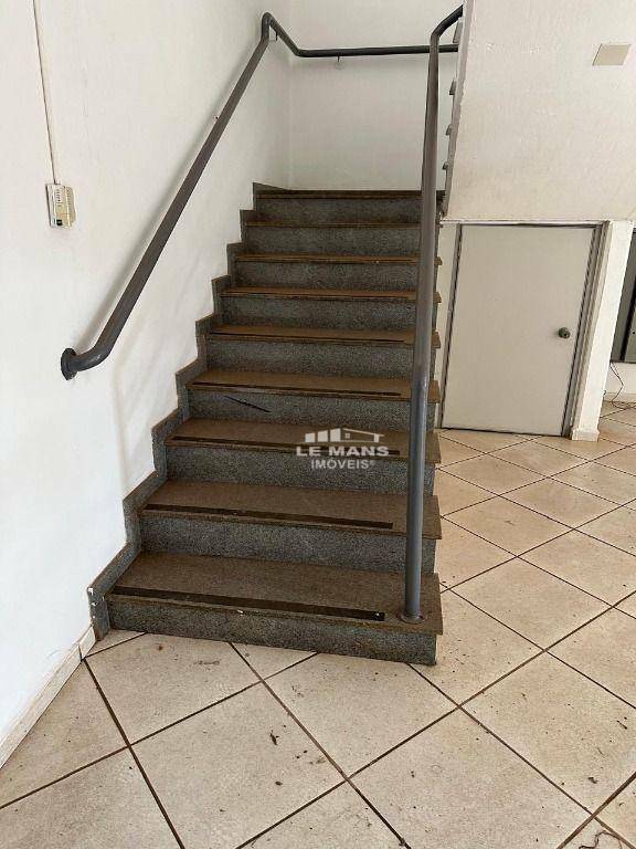Depósito-Galpão-Armazém para alugar, 1850m² - Foto 8
