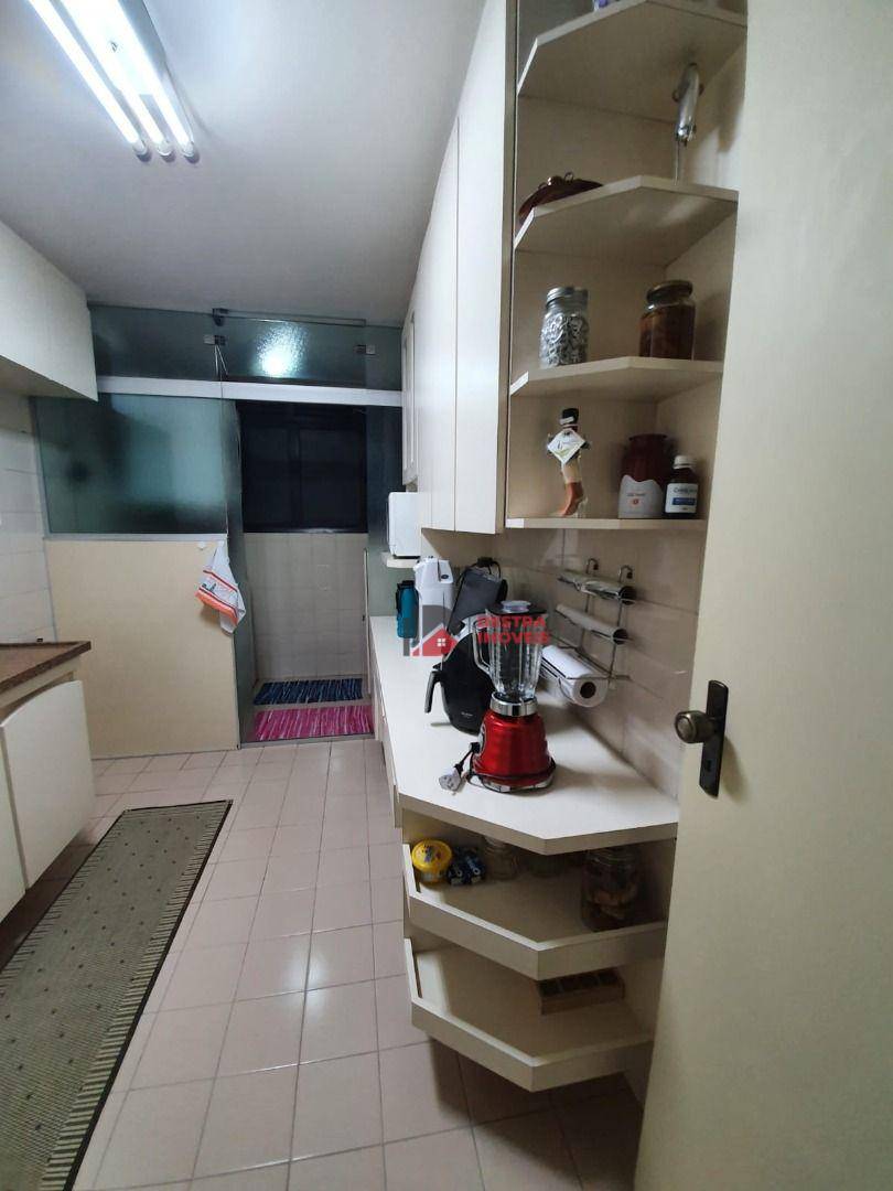 Apartamento à venda com 3 quartos, 76m² - Foto 6