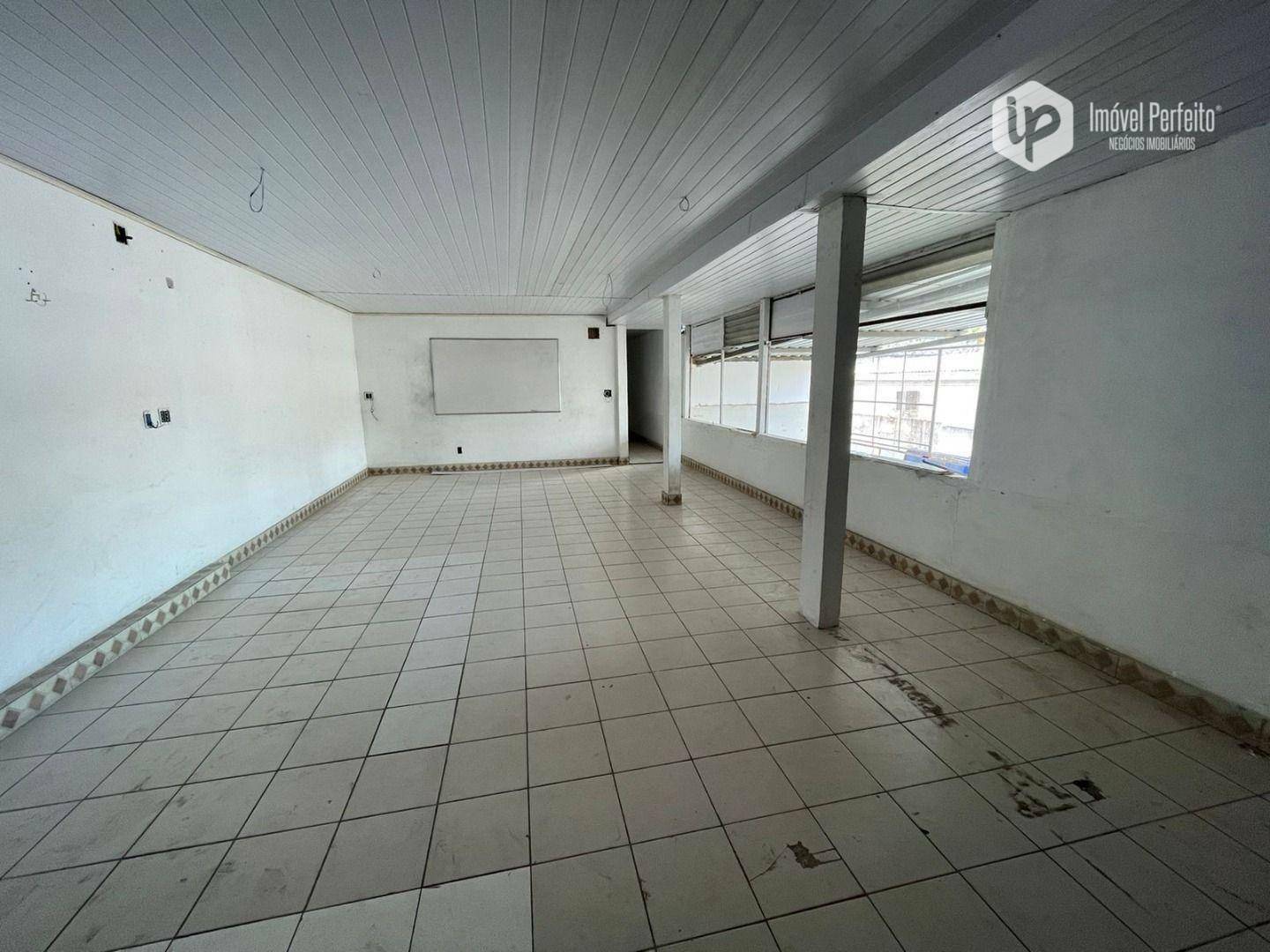 Loja-Salão à venda e aluguel, 300m² - Foto 2