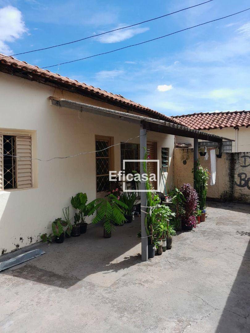 Casa à venda com 2 quartos, 360m² - Foto 14