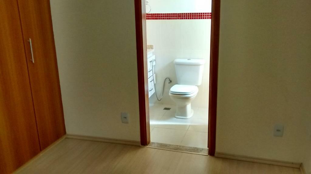 Casa de Condomínio à venda com 3 quartos, 230m² - Foto 26