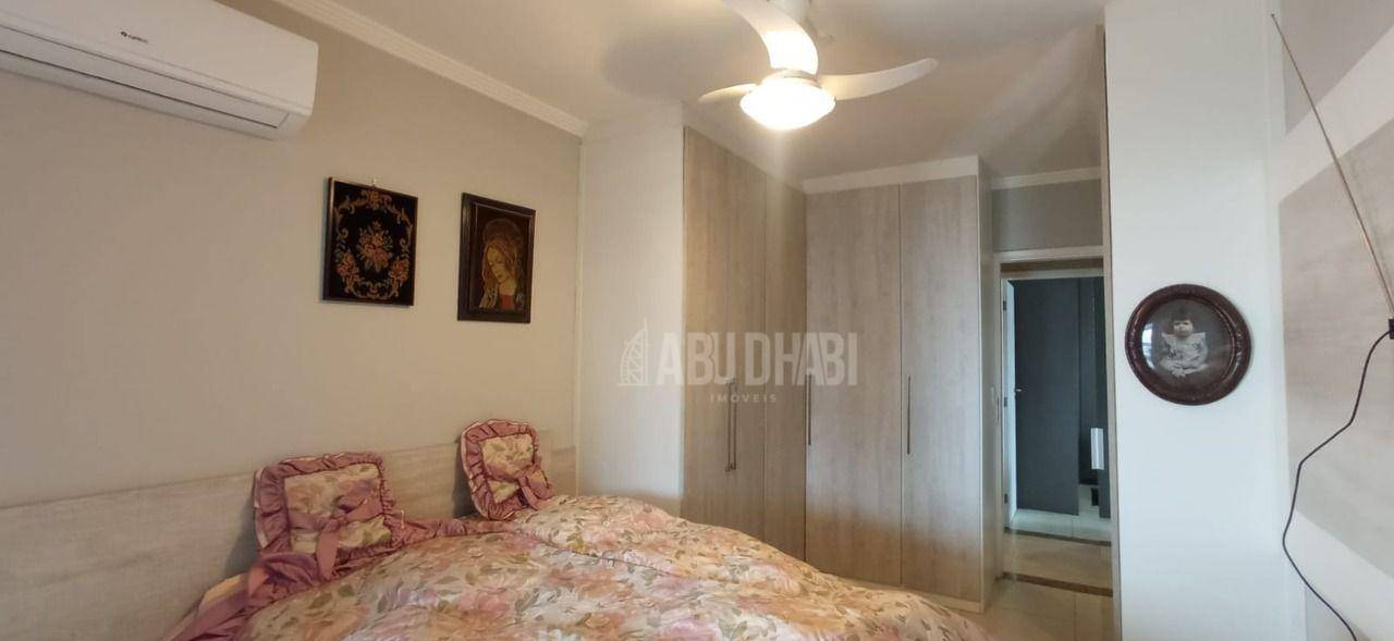 Apartamento à venda com 3 quartos, 154m² - Foto 15