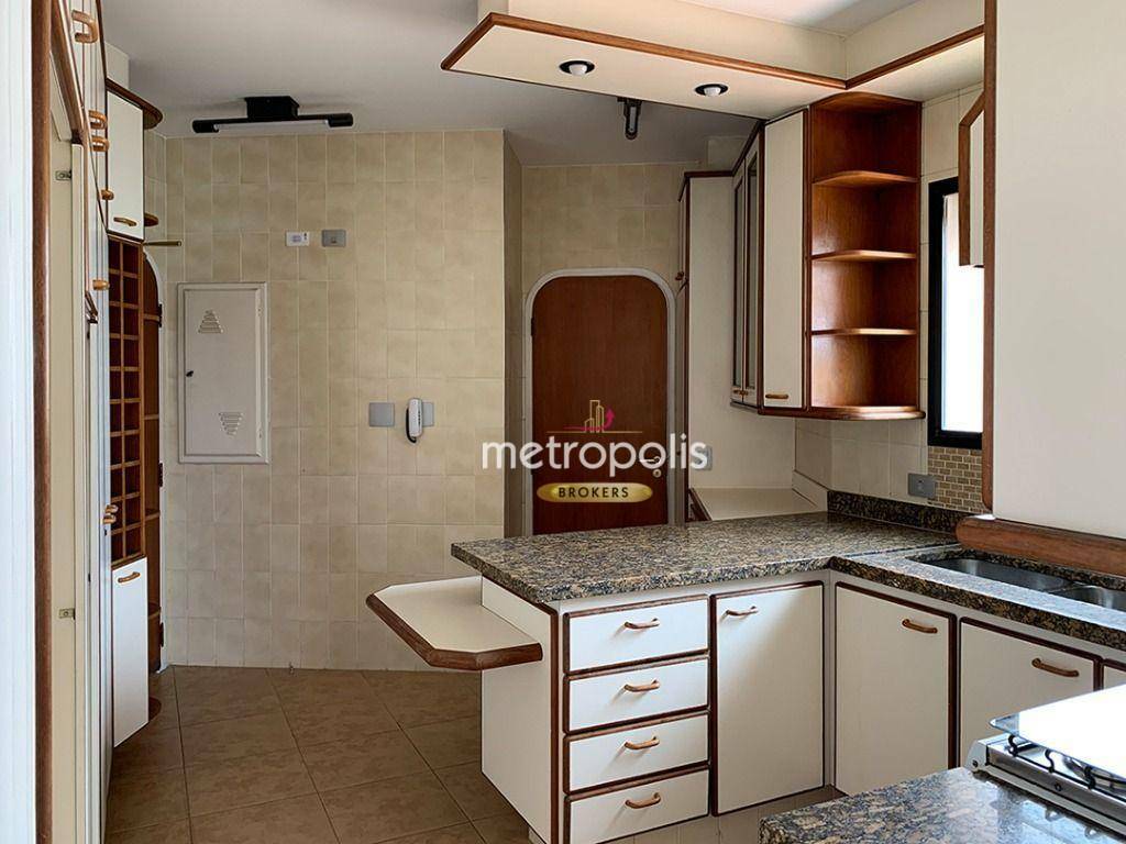 Apartamento para alugar com 4 quartos, 195m² - Foto 46