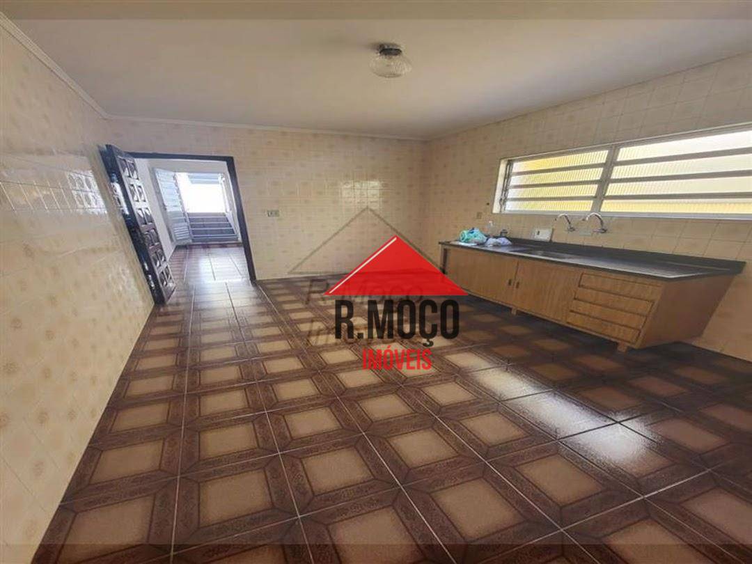 Sobrado à venda com 3 quartos, 218m² - Foto 20