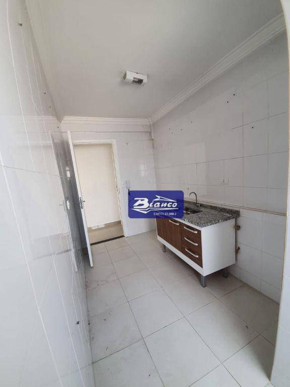 Apartamento à venda com 2 quartos, 60m² - Foto 3