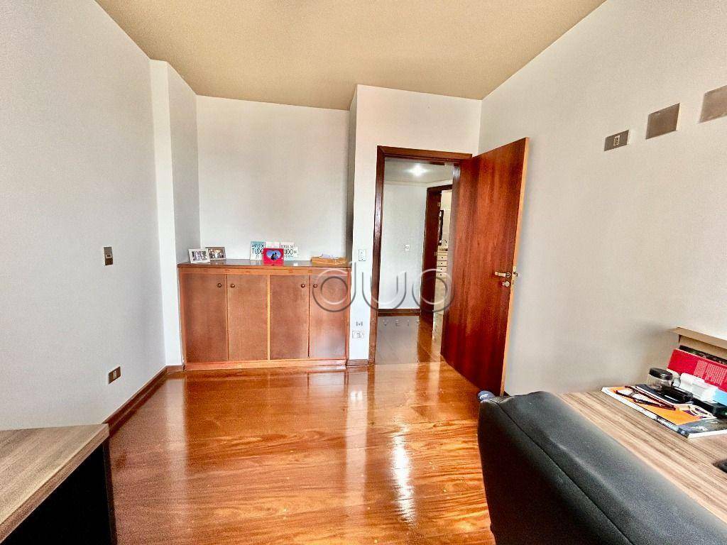 Apartamento à venda com 3 quartos, 189m² - Foto 10