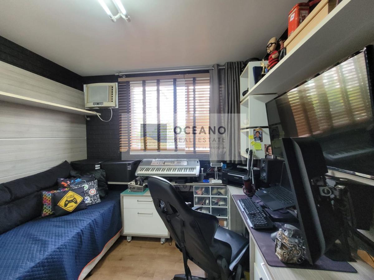 Apartamento à venda com 3 quartos, 121m² - Foto 35