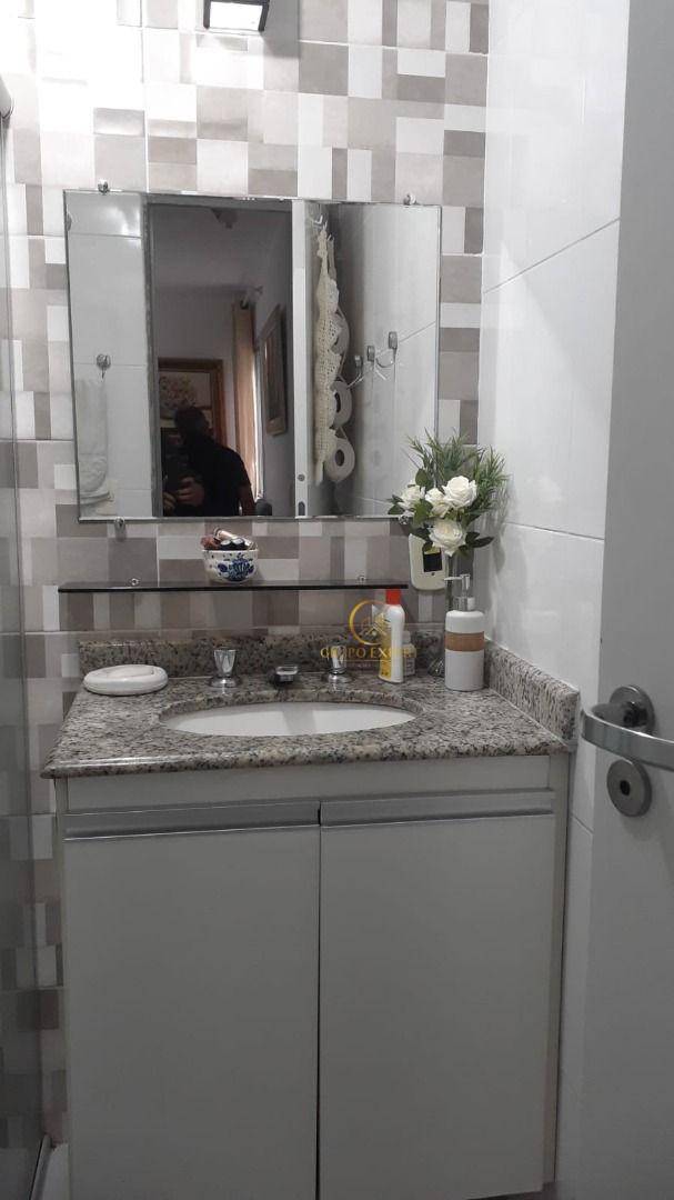 Apartamento à venda com 2 quartos, 40m² - Foto 14