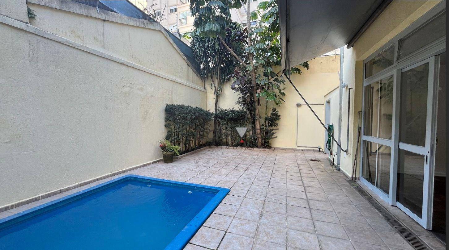 Casa para alugar com 3 quartos, 200m² - Foto 1