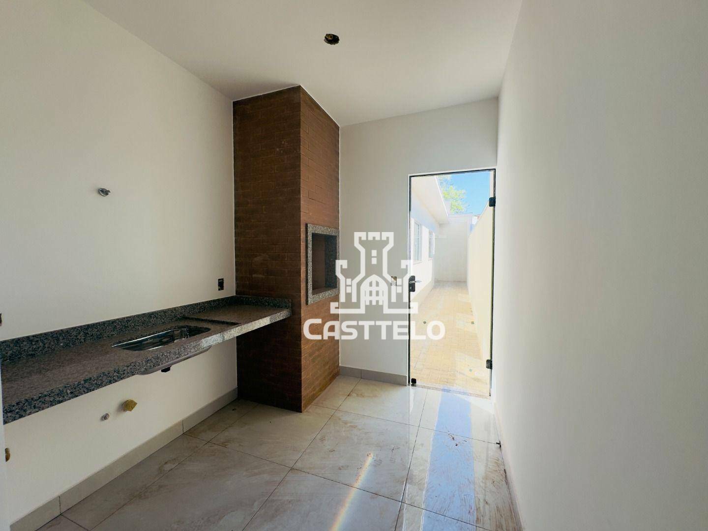 Casa à venda com 3 quartos, 84m² - Foto 6