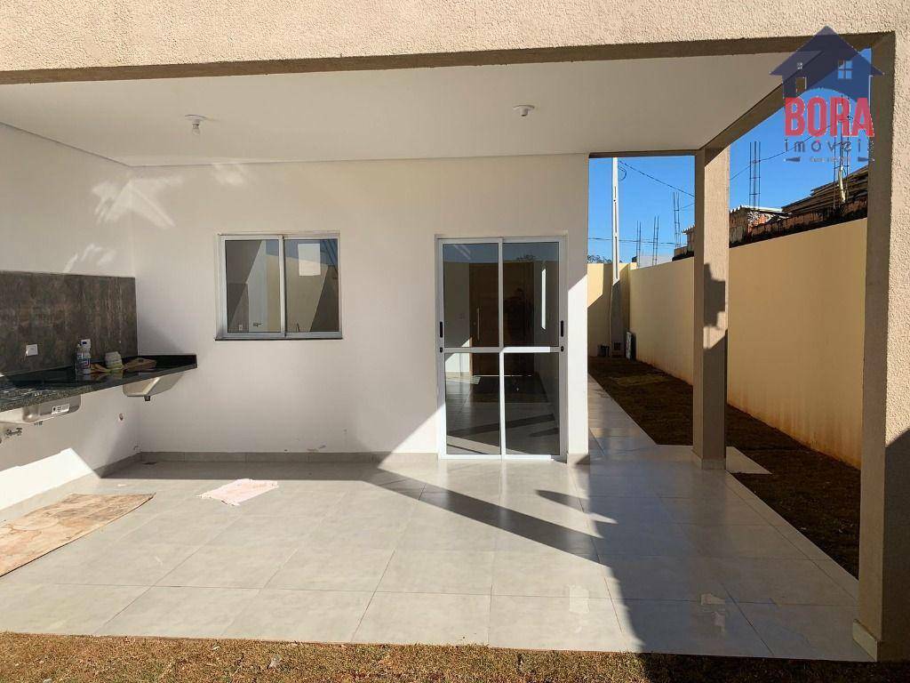 Casa à venda com 3 quartos, 108m² - Foto 5