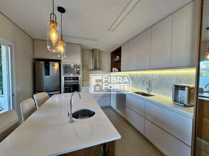 Casa de Condomínio à venda com 3 quartos, 228m² - Foto 23