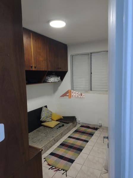 Apartamento à venda com 2 quartos, 45m² - Foto 15