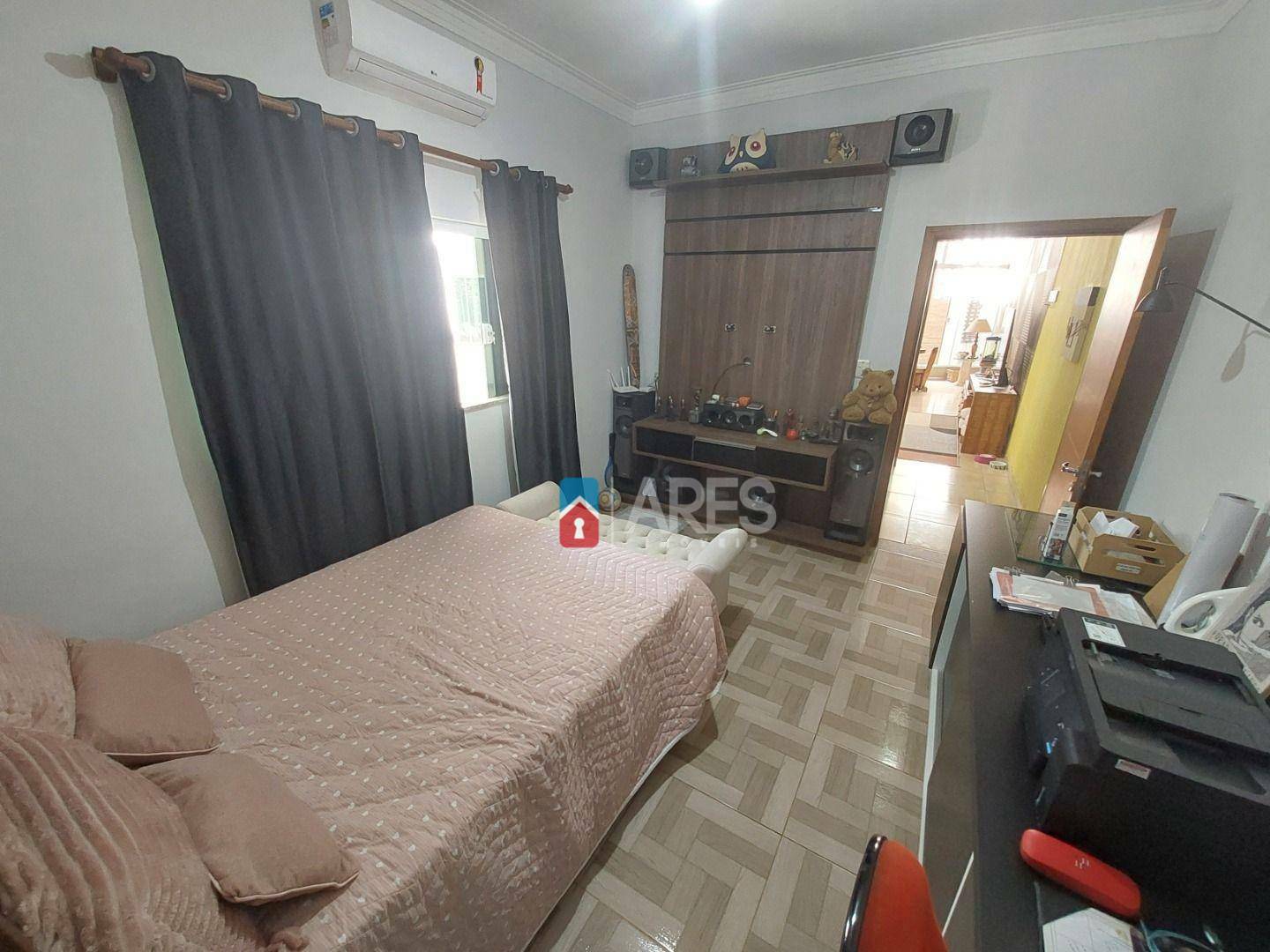 Casa à venda com 3 quartos, 270m² - Foto 20