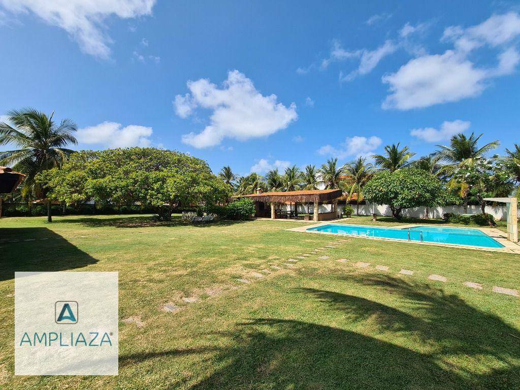 Casa à venda com 4 quartos, 300m² - Foto 1