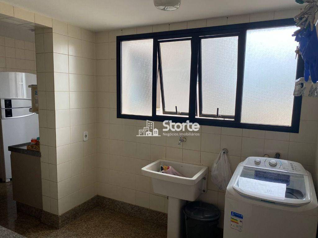 Apartamento à venda com 3 quartos, 121m² - Foto 8