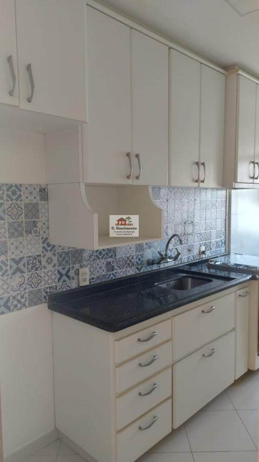 Apartamento para alugar com 2 quartos, 67m² - Foto 9