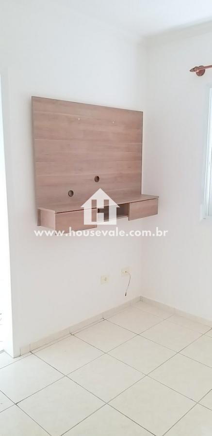 Apartamento à venda com 3 quartos, 67m² - Foto 2