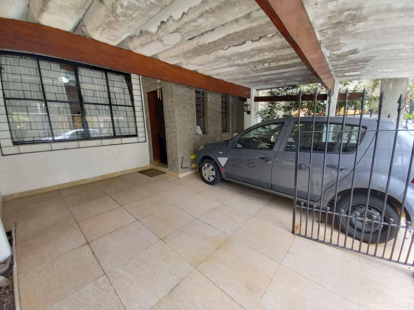 Casa à venda com 2 quartos, 122m² - Foto 1