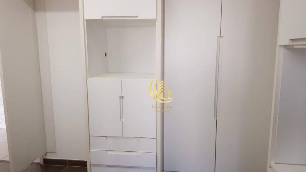 Apartamento à venda com 3 quartos, 110m² - Foto 17