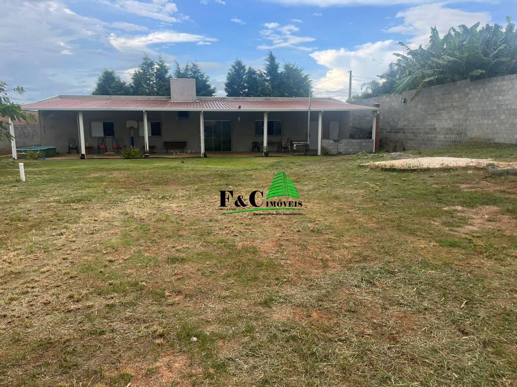 Fazenda à venda com 2 quartos, 1000m² - Foto 1