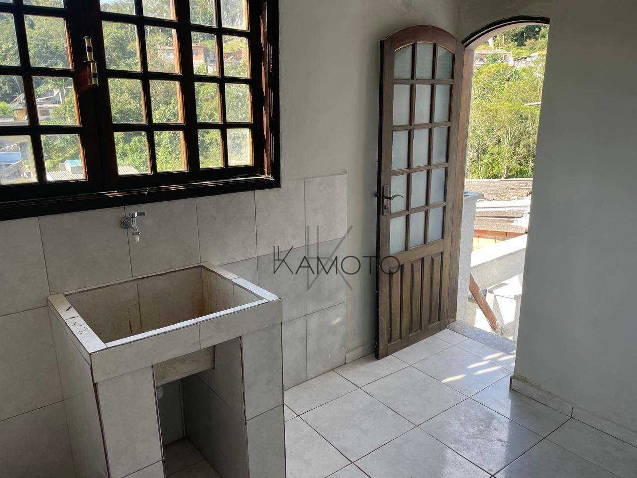 Sobrado à venda com 3 quartos, 126m² - Foto 1