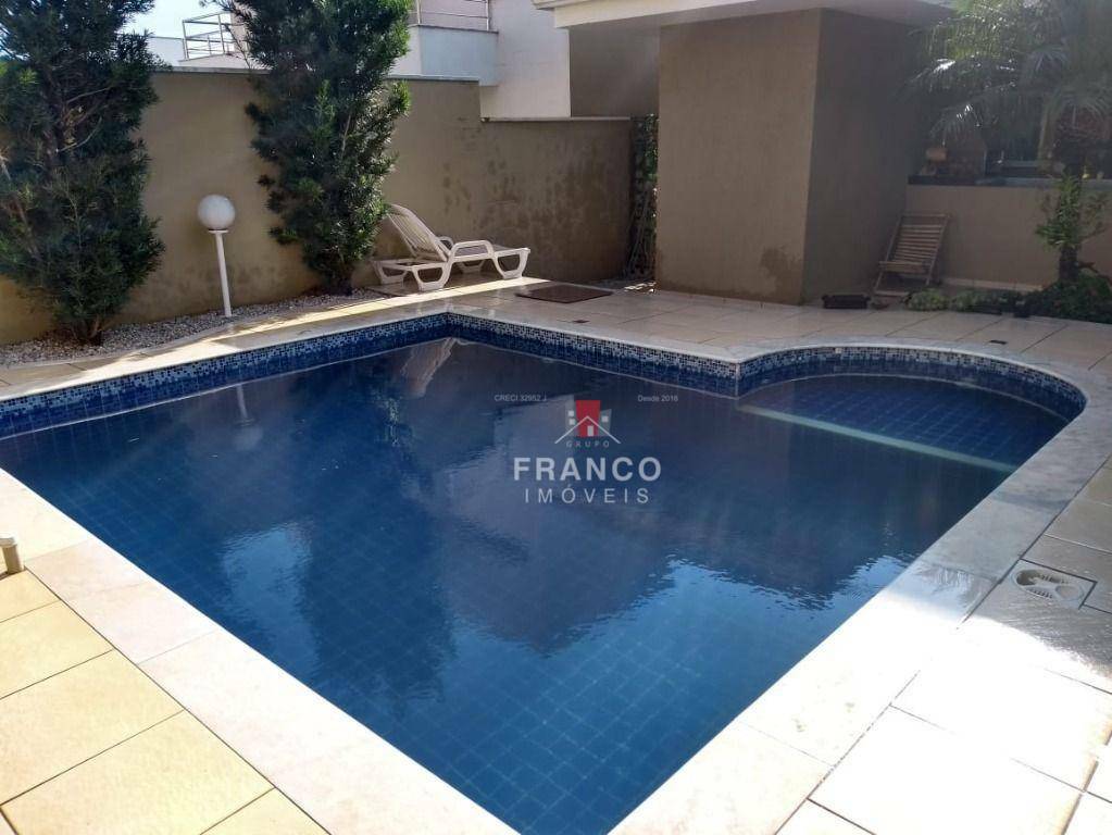 Casa de Condomínio à venda com 4 quartos, 260m² - Foto 55