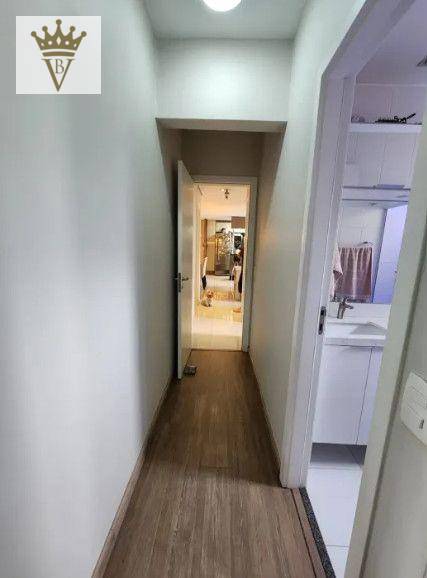 Apartamento à venda com 2 quartos, 70m² - Foto 4