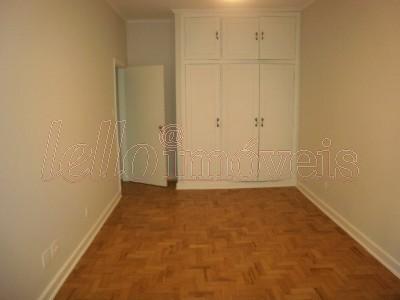 Apartamento para alugar com 2 quartos, 120m² - Foto 8