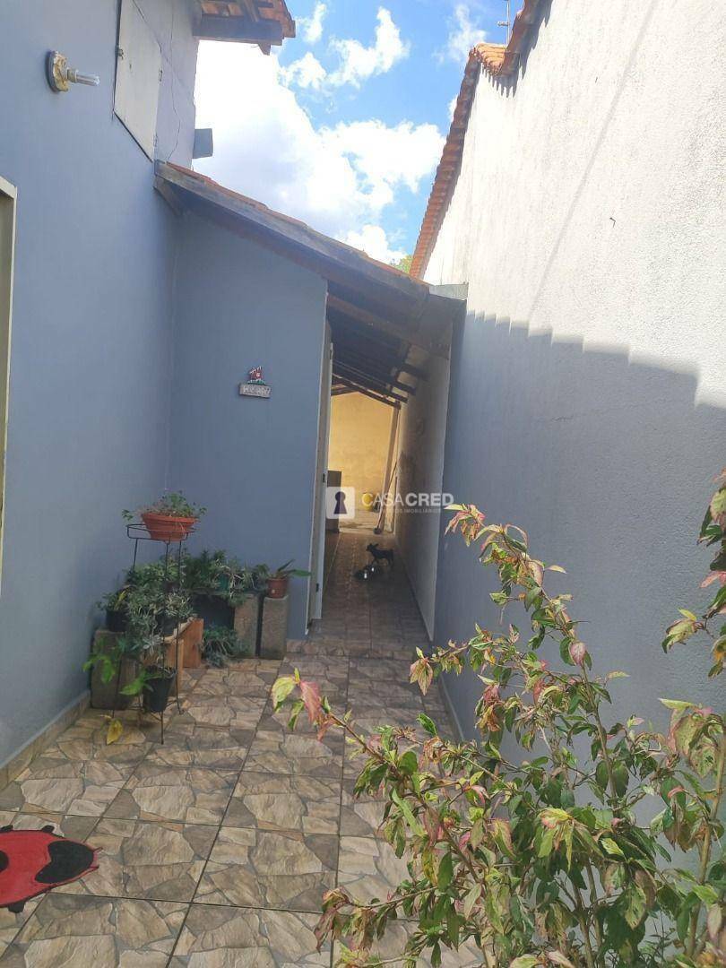 Casa à venda com 3 quartos, 65m² - Foto 4