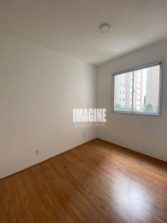 Apartamento à venda com 2 quartos, 32m² - Foto 9