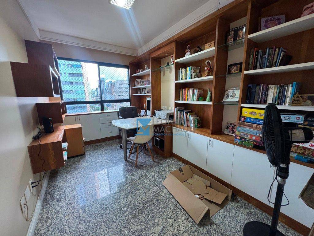 Apartamento à venda com 4 quartos, 161m² - Foto 18