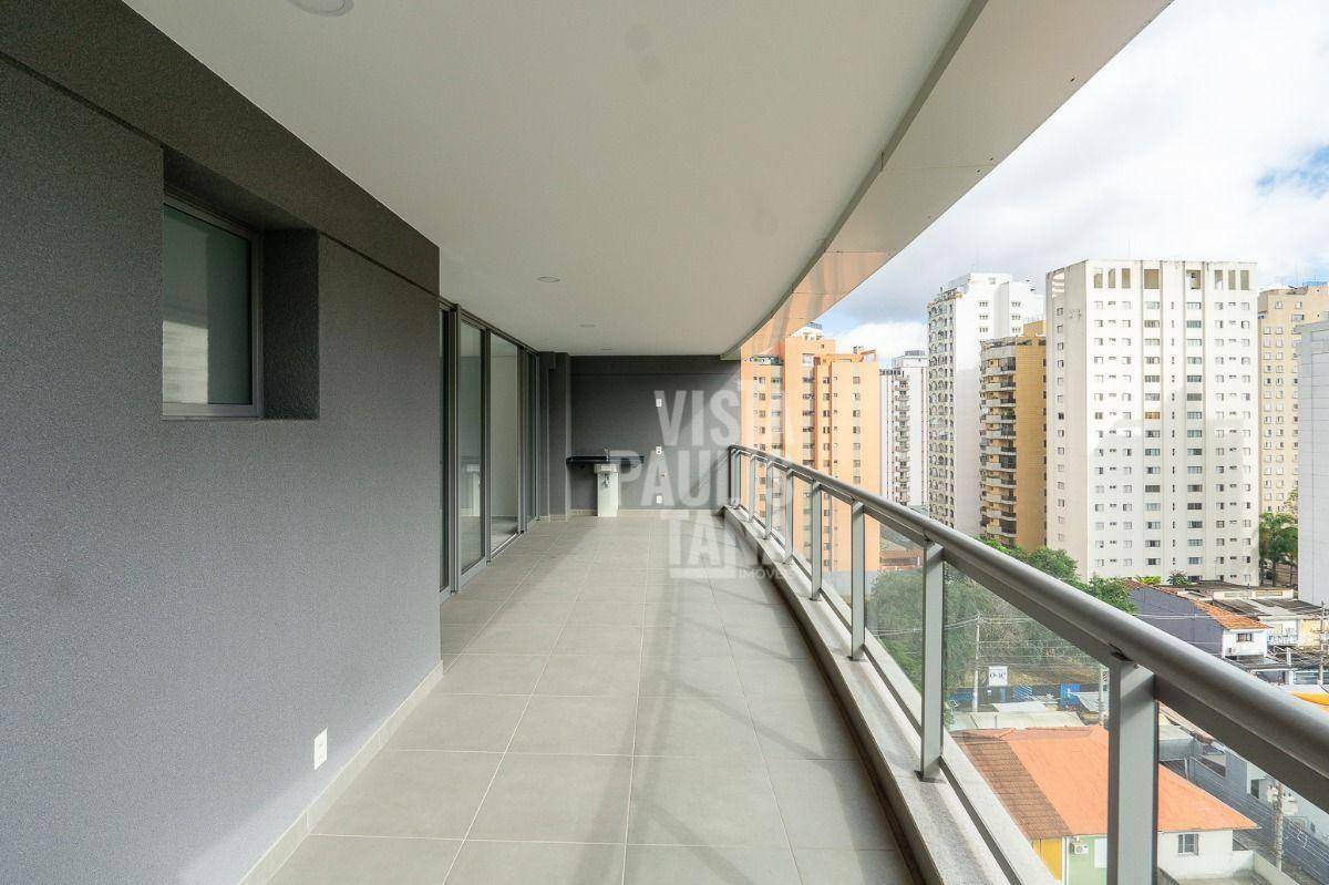 Apartamento à venda com 3 quartos, 134m² - Foto 32