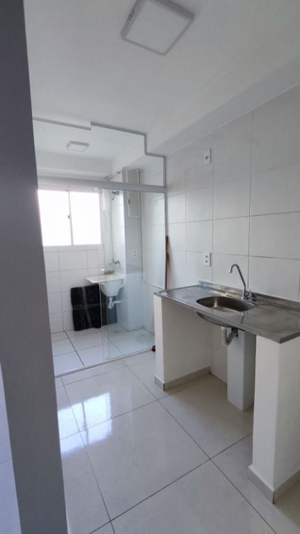 Apartamento à venda com 2 quartos, 40m² - Foto 3