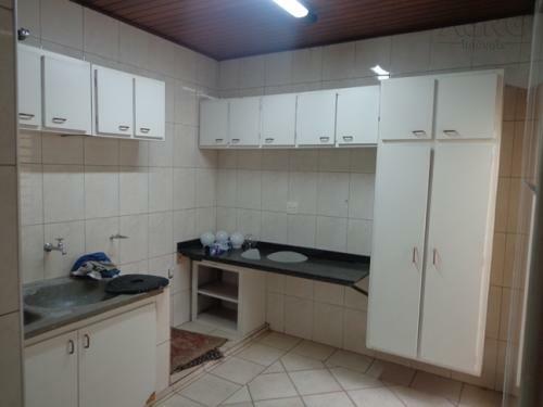 Casa à venda e aluguel com 3 quartos, 240m² - Foto 6