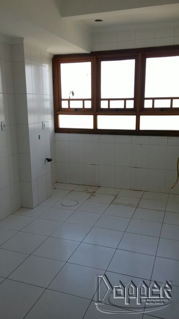 Apartamento para alugar com 4 quartos, 246m² - Foto 8