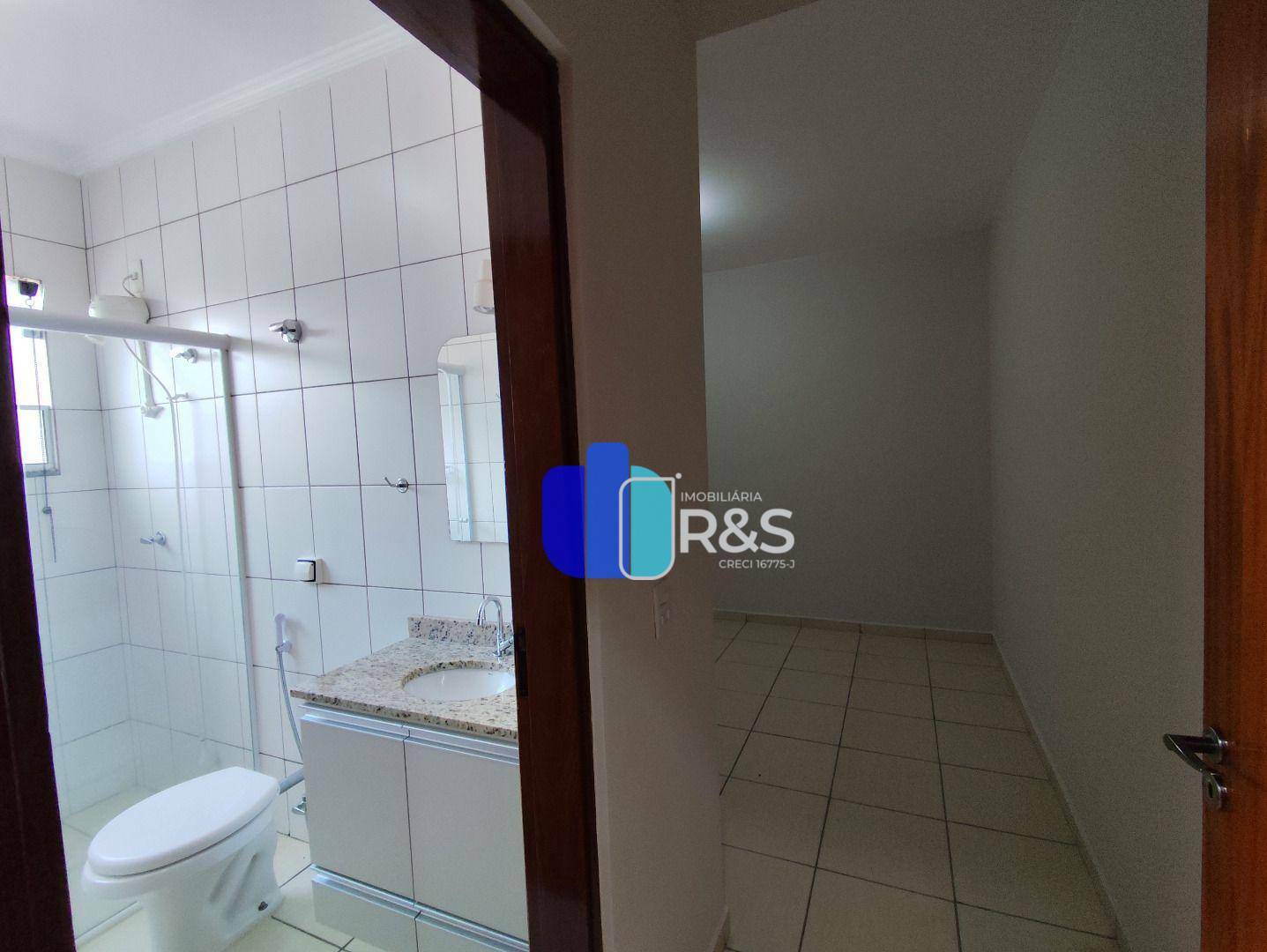 Apartamento para alugar com 3 quartos, 70m² - Foto 12