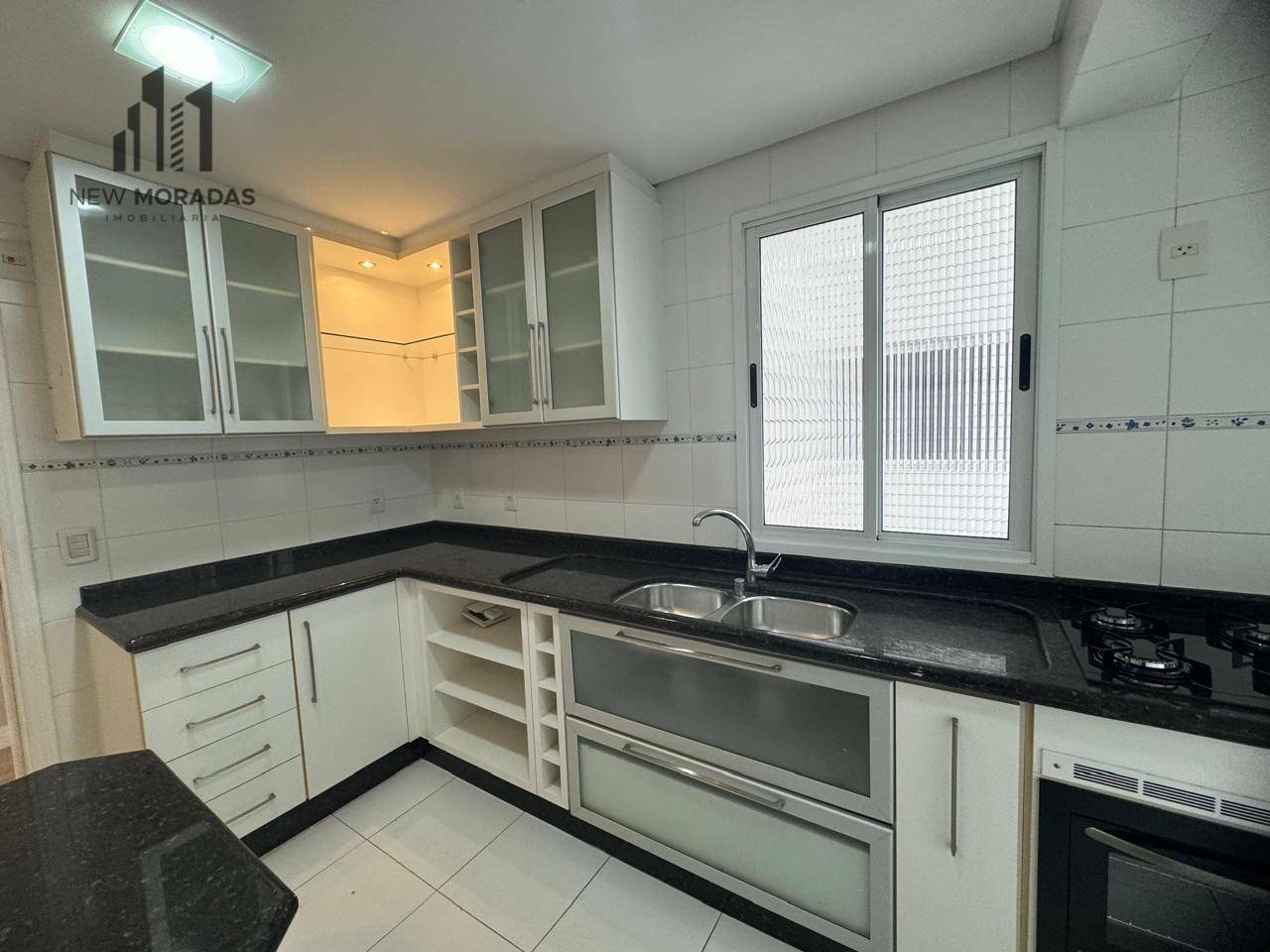 Apartamento à venda com 3 quartos, 89m² - Foto 1