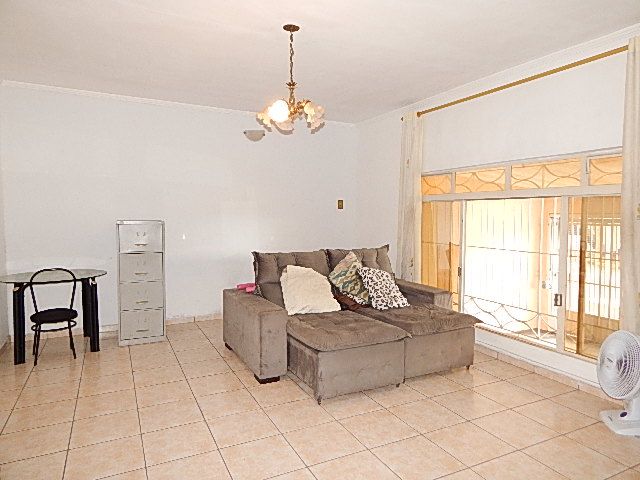 Casa à venda com 2 quartos, 150m² - Foto 8