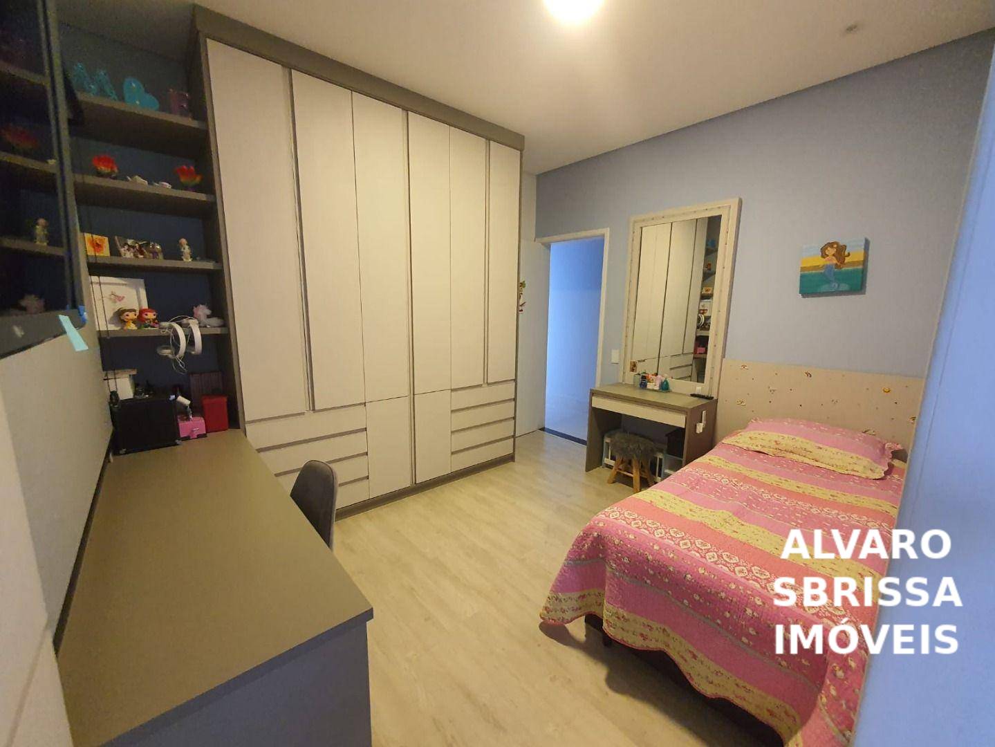 Casa de Condomínio à venda com 4 quartos, 283m² - Foto 45