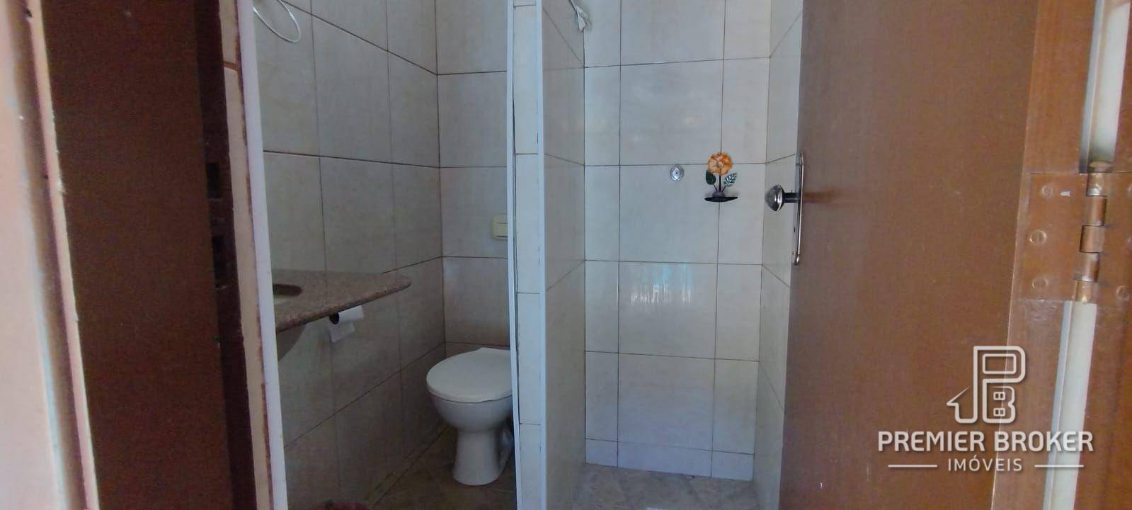 Casa à venda com 6 quartos, 338m² - Foto 51