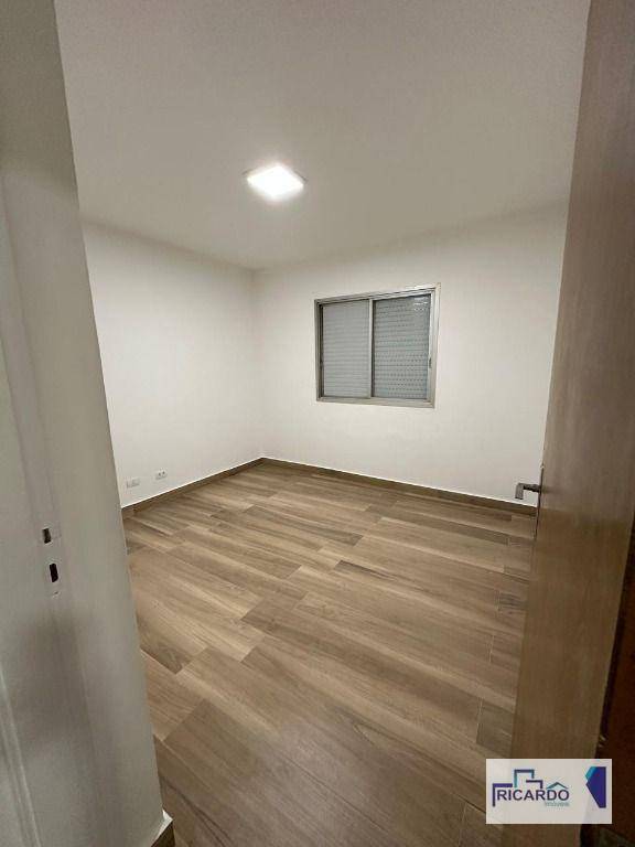 Apartamento para alugar com 3 quartos, 90m² - Foto 10