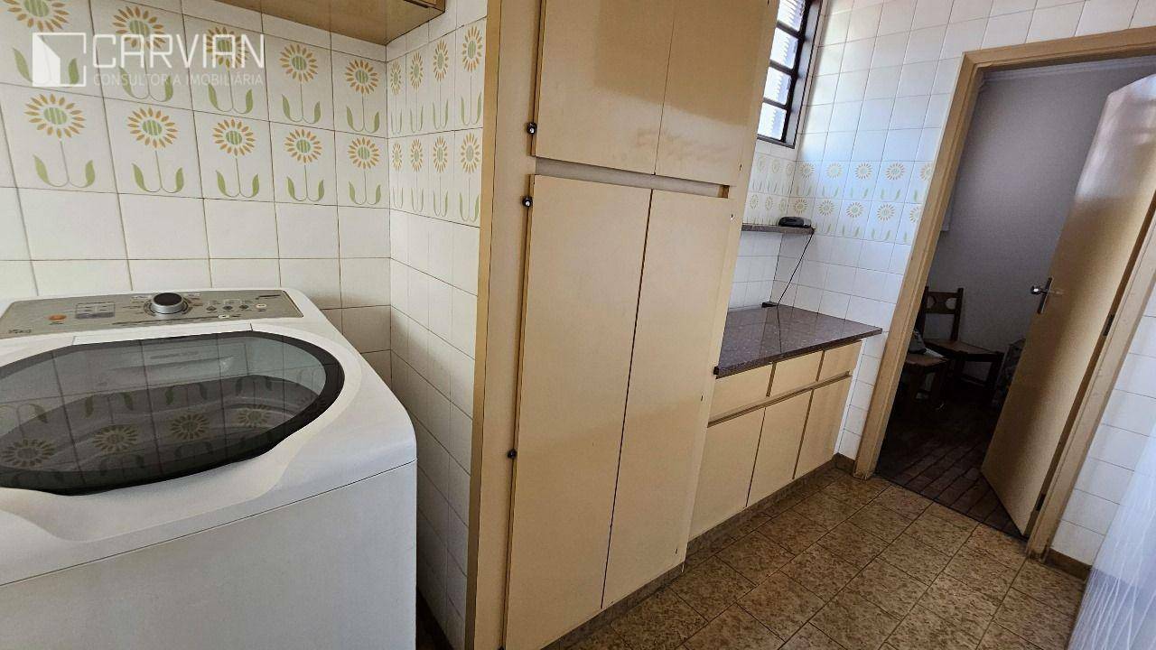 Sobrado à venda com 3 quartos, 295m² - Foto 11