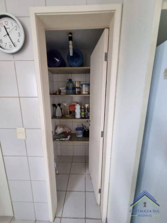 Apartamento à venda com 3 quartos, 145m² - Foto 17